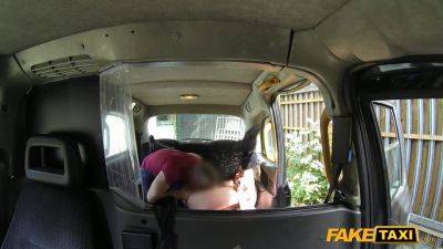 Kinky Taxi Driver Enjoys Balls Licking - videooxxx.com