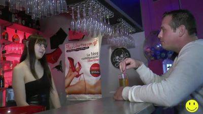 French Amateur Porn With Teenager Waitress - videooxxx.com - France