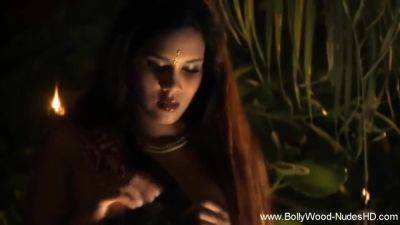 cougar - Seeking Her Indian Sensuality - hotmovs.com - India