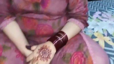Desi India - Desi Indian Bhabhi Became Hot As Soon As Dever Touched Her - With Hindi Audio - hclips.com - India