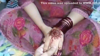 Desi India - Desi Indian Bhabhi Became Hot As Soon As Dever Touched Her - With Hindi Audio - hclips.com - India