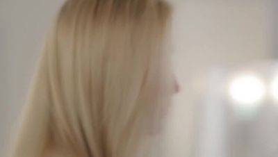 Blonde Sammy's Pink Toy Play - veryfreeporn.com
