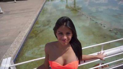 Denisse Gomez: A Solo Latina with Generous Curves - xxxfiles.com