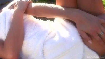 Blonde Teen Faith Reaches Peak Orgasm Outdoor Nude Tanning - porntry.com