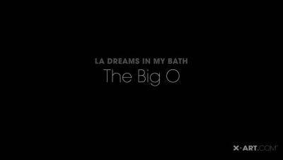 LA Fantasies in My Shower: The Big O Solo with Blonde Nancy - veryfreeporn.com