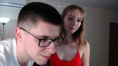 Webcam blonde babe fucks and sucks her boyfriend off - drtuber.com