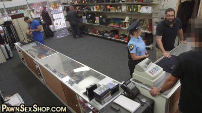 Pawnshop Police Officer Fucked By Boss In Meeting Room - videomanysex.com