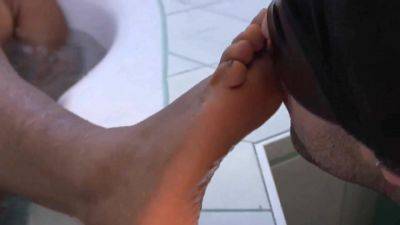Ebony foot massage in the bathroom by Foot Girls - hotmovs.com