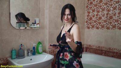 hairy bush mature takes a soapy shower - hotmovs.com - Russia