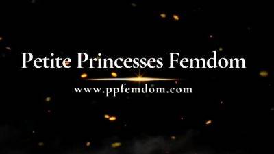 Petite Princess FemDom - Femdom Two Asses Licking And Group - drtuber.com