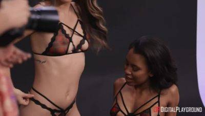 Alina Lopez - Alina Lopez & Ajaaxxx in Exposure 2 - Lesbian Ebony Interracial Scene / 25.9.2019 - porntry.com