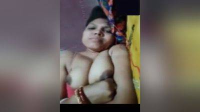 Today Exclusive-sexy Bhabhi Shows Her Boobs And Pussy On Vc 1 - desi-porntube.com - India