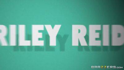 Throat Treatment With Riley Reid, Johnny Castle - Brazzers - hotmovs.com