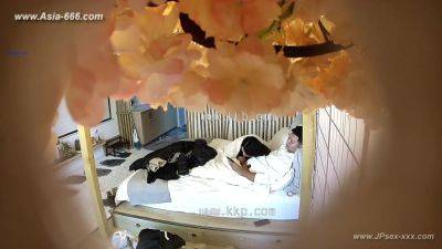 Hackers use the camera to remote monitoring of a lover's home life.649 - hotmovs.com - China
