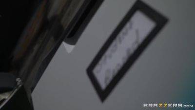 Breaking And Entering And Insertion With Phoenix Marie, Xander Corvus - Brazzers - hotmovs.com