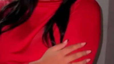 Mike Surprises Evaa with Birthday Sex in Medellin - porntry.com - Colombia