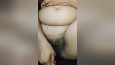 Indian Desi Chick Masturbating - desi-porntube.com - India