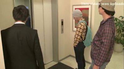 760 Elevator Girl Behind Closed Doors Population Les X-flops With Mia D - hotmovs.com - Japan