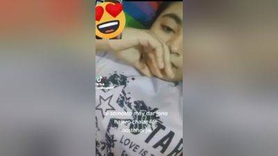 Today Exclusive-desi Chick Shows Her Boobs - desi-porntube.com - India
