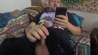 Omg My Stepbrother Jerked Off To My Nudes In My Room! - hotmovs.com
