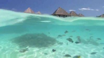 Melisa Mendiny - Hot Tropical Sea - hotmovs.com