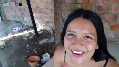Colombian Babe Fucks Neighbor to Close the Deal - porntry.com - Colombia