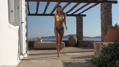 Rya Following Me - InTheCrack - hotmovs.com