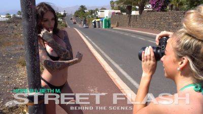Street Flash BTS - RealBikiniGirls - hclips.com