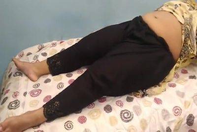 Punjabi Ayesha Aunty Fucked By Maid! - desi-porntube.com