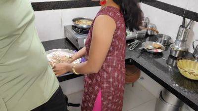 कमल बल मर बpल क बल बहत बढ रह थ - desi-porntube.com