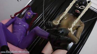 Play With Dildogloves - upornia.com