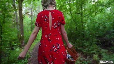 Fucked Young In The Forest While She Was Picking Berries With Una Fairy - hclips.com