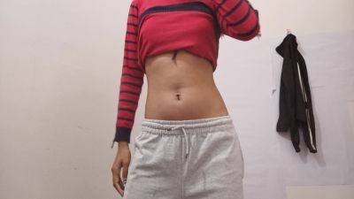Indian School Girl Masturbates Her Pussy - hclips.com - India