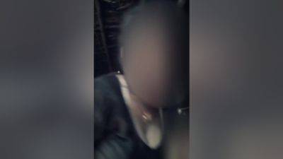 Indian Village Girlfriend And Boyfriend Whatsapp Video Calling Nude Saree Changing Big Boobs Padded White Bra Sex Video Call - desi-porntube.com - India