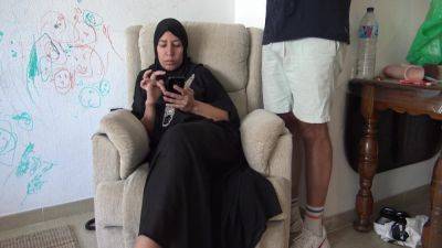 Horny Arab Muslim Woman Watching Pornography With Her German Stepson - hclips.com - Germany