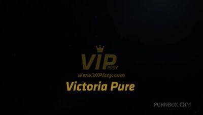 Victoria Pure And The Pissy Repairman by VIPissy - PissVids - hotmovs.com