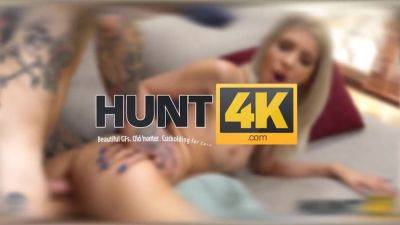 VIP4K. King's Party That Could Made The Girl Thousand Dollars - hotmovs.com - Czech Republic