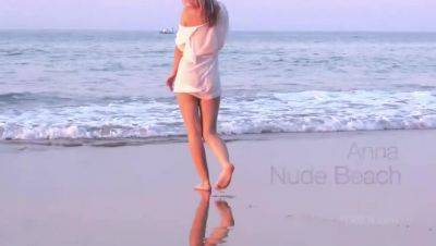 Anna T.'s Hairy Nude Beach Adventure - veryfreeporn.com
