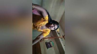 Village Wife Open Sexy Video With Face - desi-porntube.com - India