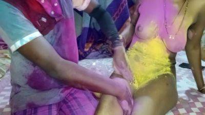 Desi Real Sex Video: On The Day Of Holi, Stepbrother-in-law Applied Abir On Stepsister-in-laws Breasts And Had Of Fun - desi-porntube.com