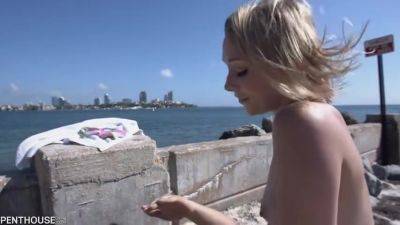 Athena Bikini Slut - videomanysex.com