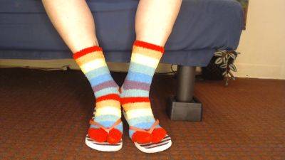 Fluffy Fuzzy Socks Flip Flops Shoeplay - hclips.com