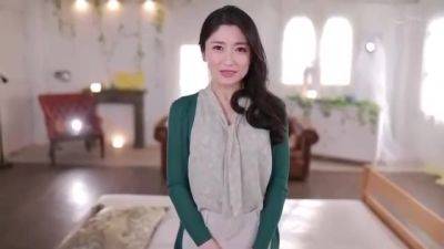 06899,I feel it in my sensitive pussy - hotmovs.com