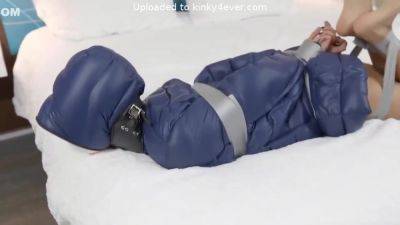 Blue Jacket - hclips.com