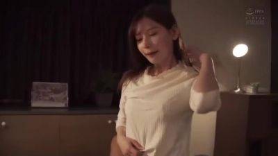 07819,A woman who screams in agony - hclips.com - Japan