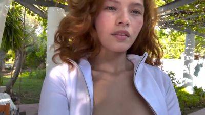 Irene Rouse - I Love It From Below In 4k - upornia.com
