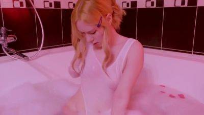 Wet Juicy Ass And Pussy For Present - Estie Kay And Valentine S Day - hotmovs.com