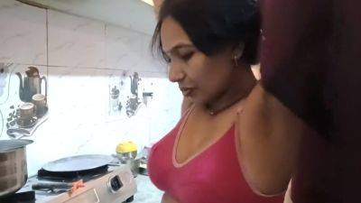 Frist Time Sex With Bhabi Ik Kitchen Sex - desi-porntube.com - India