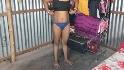 Desi Aunty Changed Saree After Bathing - desi-porntube.com - India