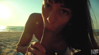So Lots Of Cum All Over My Face.amazing Blowjob On The Beach - upornia.com